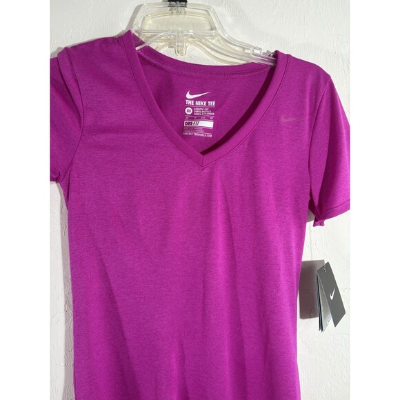 The Nike Tee Dri-Fit Athletic Cut Women's NWT XSmall Raspberry Color - Picture 1 of 8
